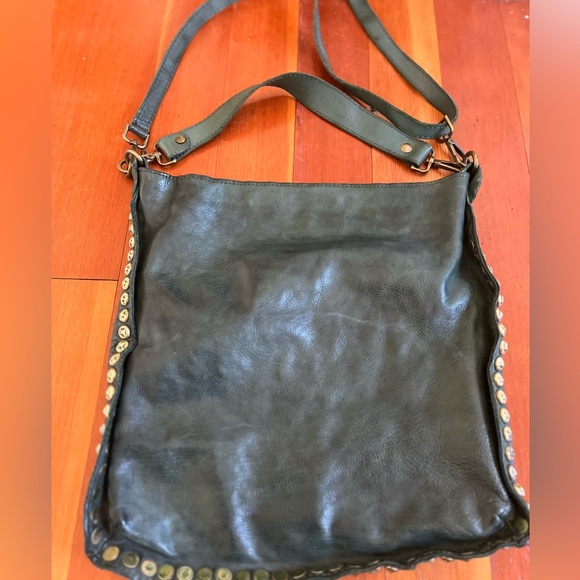 Dark green leather crossbody. - Picture 3 of 4